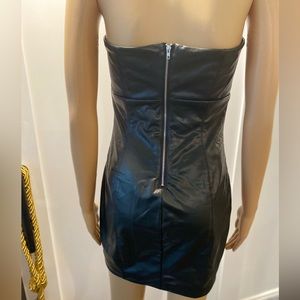 Forever 21-Faux Leather mini dress. Strapless Sz M. Silver exposed back zipper.